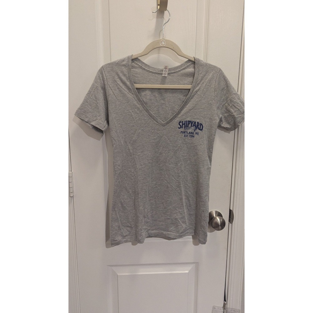 Women's Shipyard V Neck T‎ shirt Size Medium